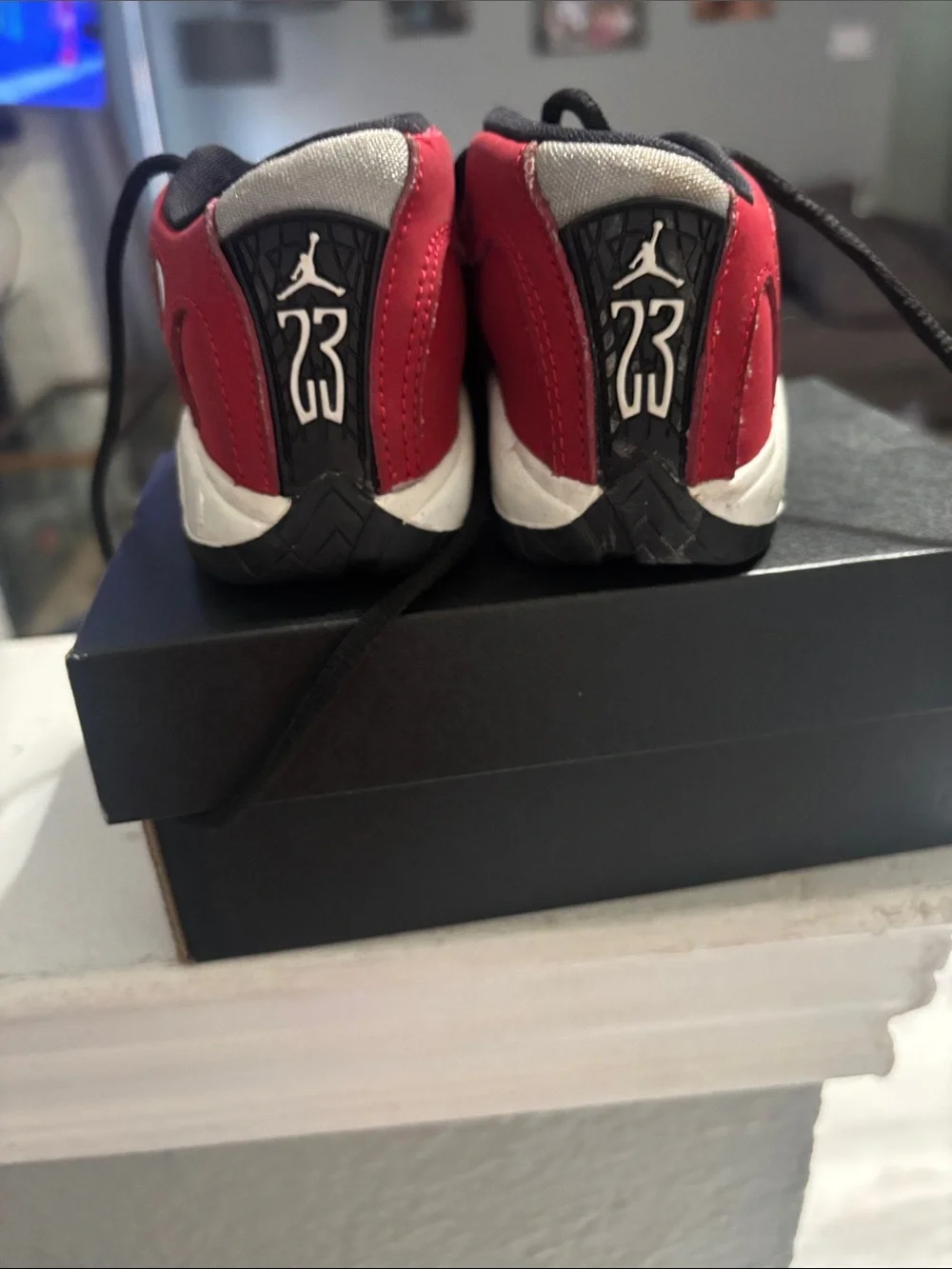 Jordan Kids Red and Black Low-Top Sneakers